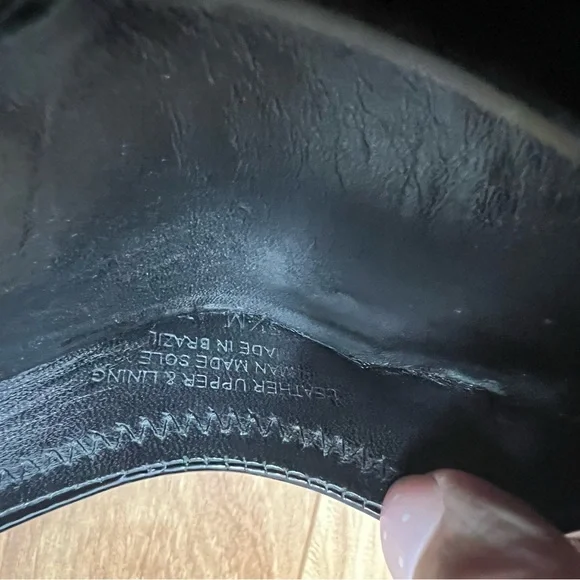 Tory Burch Patent Leather Wedges – Size 8.5 – Classic Logo Medallion - Picture 9 of 9